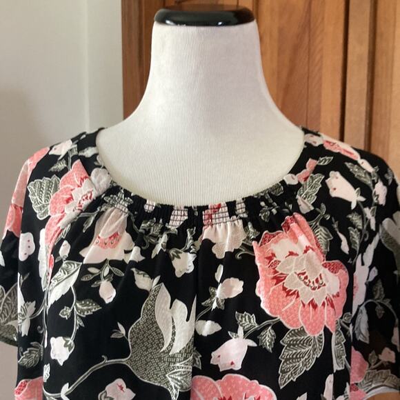 LOFT Floral Mixed Media Pullover Top, Size M - Picture 7 of 9